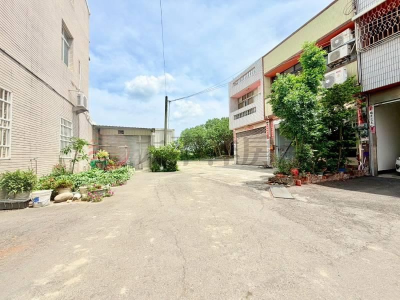 低總價大地坪傳統深長透天