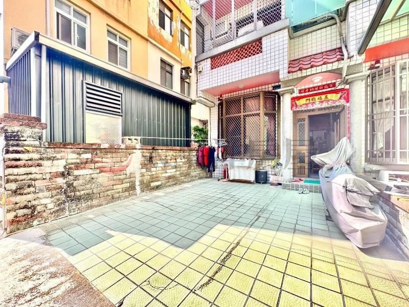 龍井傳統前院停車大地坪 照片2