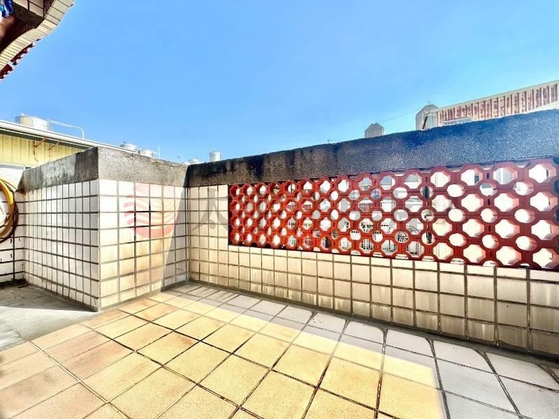 龍井傳統前院停車大地坪 照片18