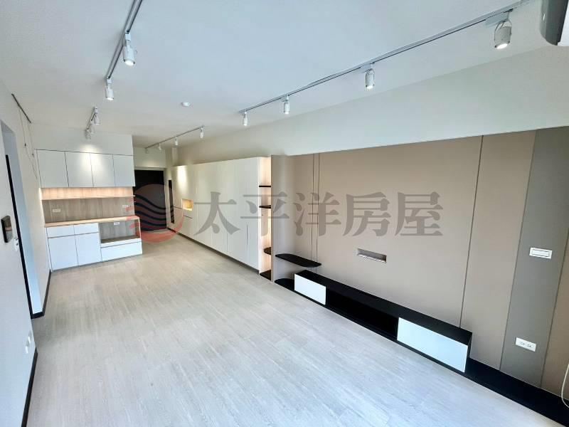 朝南大四房時尚屋 照片3