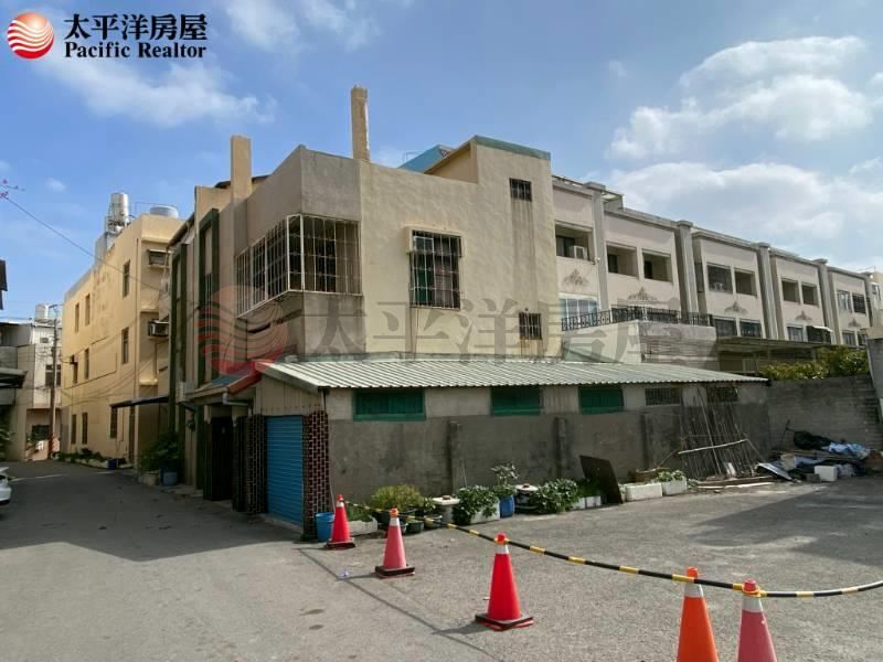 童醫院旁大地坪角間透天
